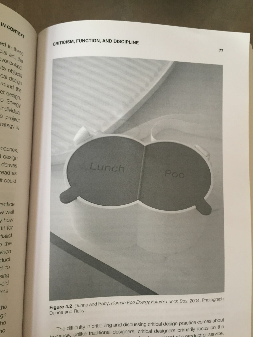 Human Poo energy Future: Lunch Box, 2004 avbildet på side 77 i boken.