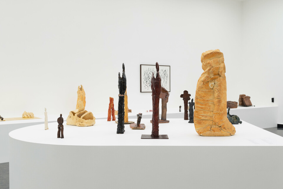 Installation view, Simone Fattal «Fix Your Gaze On Saturn’s Rings», Bergen Kunsthall, 2020. Photo: Thor Brødreskift Installation view, Simone Fattal «Fix Your Gaze On Saturn’s Rings», Bergen Kunsthall, 2020. Photo: Thor Brødreskift